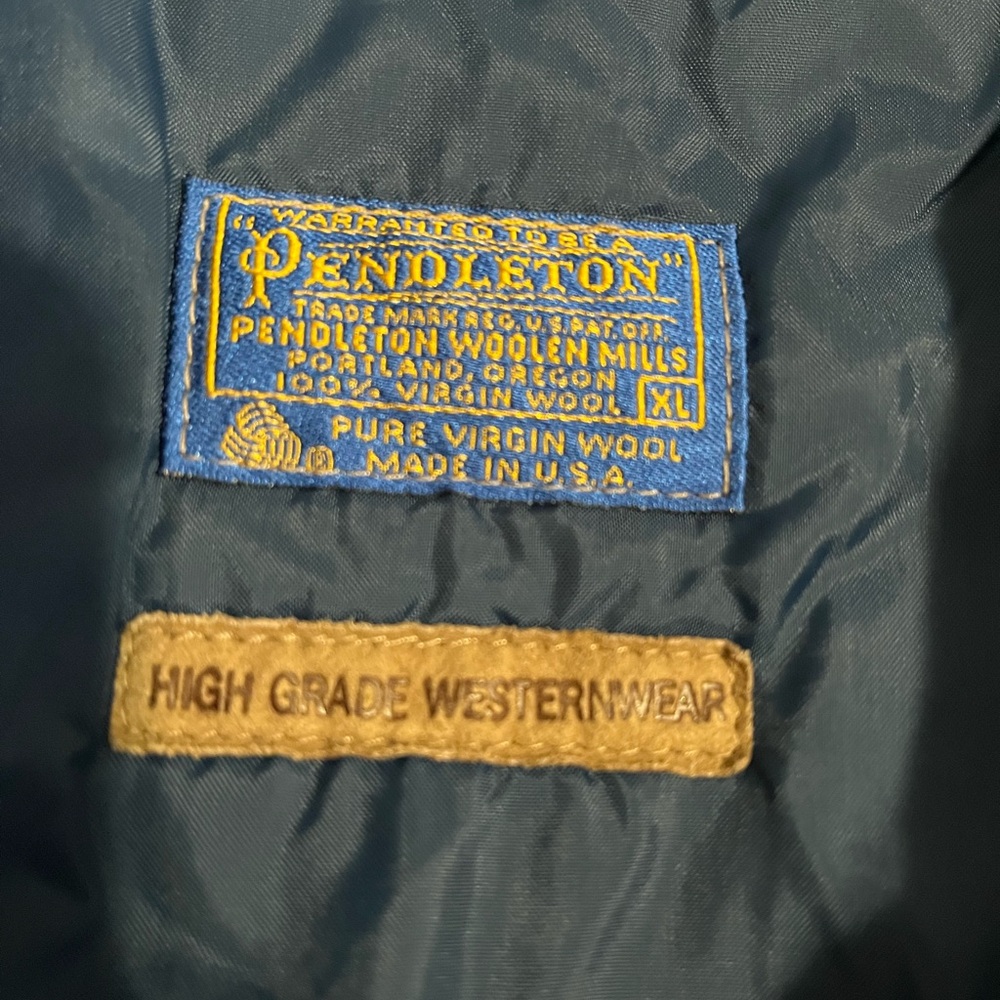 Pendleton Blue Jacket With Multicolor Pattern - image 4